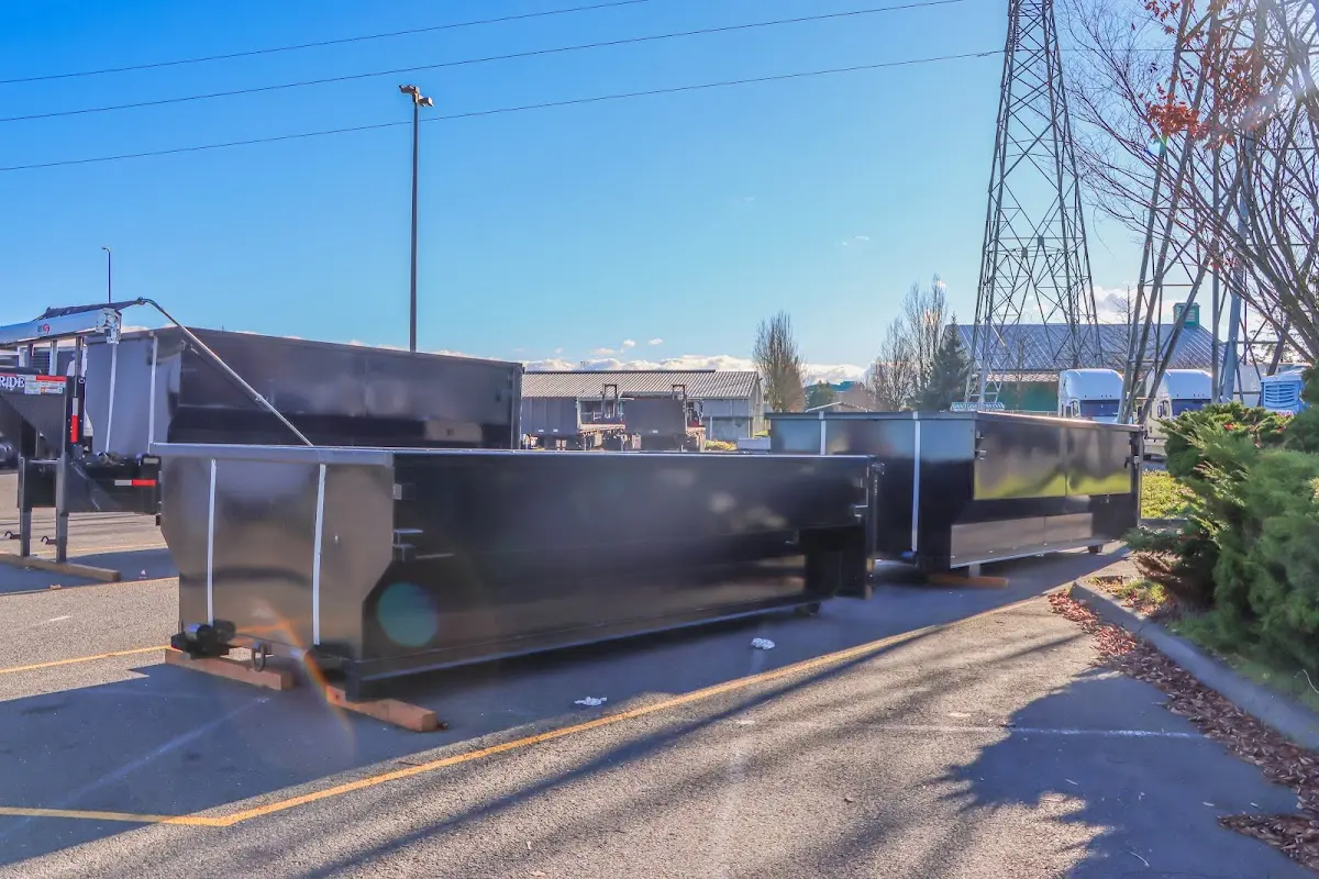 Professional dumpster rental and junk removal service in Lake Wildwood